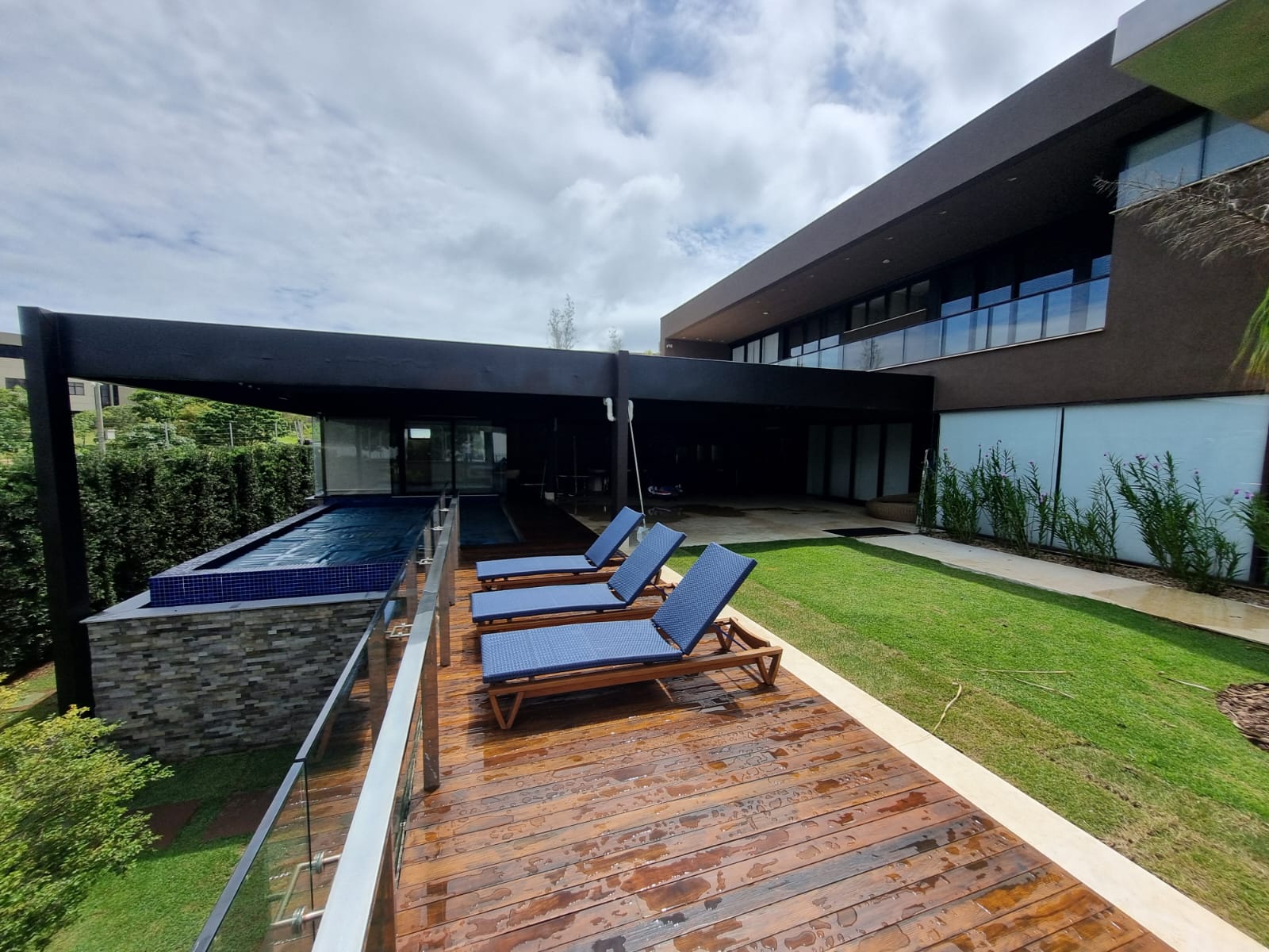 WhatsApp Image 2026-02-04 at 09.14.33 (1)